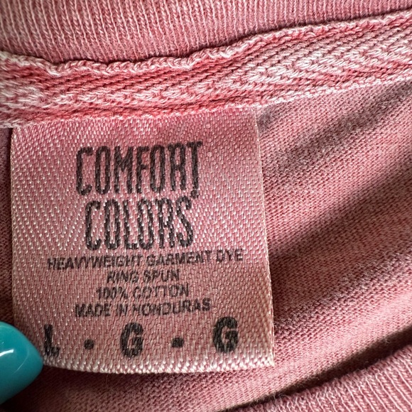 Girlie Girl Short Sleeve Tee‎ with Cow Graphic - Picture 3 of 6